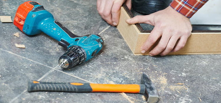 broken door frame repair Miami Gardens