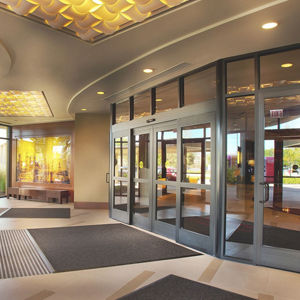 commercial door specialist Miami Gardens