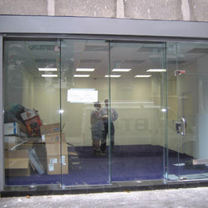 shop front door repair Miami Gardens